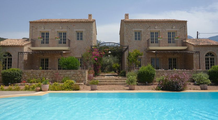 Photo of Identical Twins