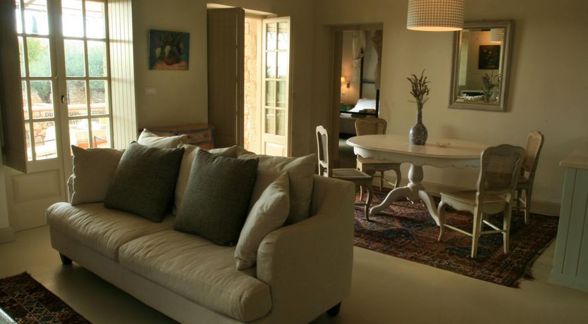 Photo of Identical Twins