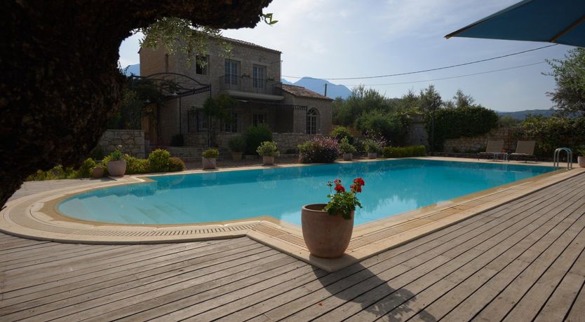 Photo of Identical Twins