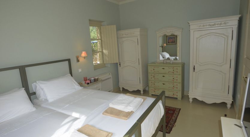 Photo of Identical Twins