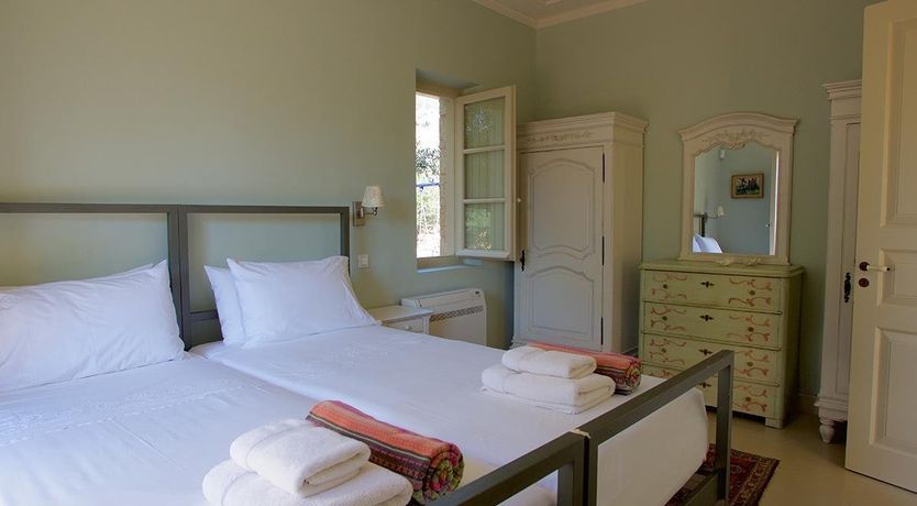 Photo of Identical Twins