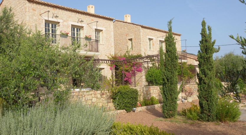 Photo of Identical Twins