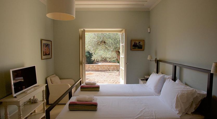 Photo of Identical Twins