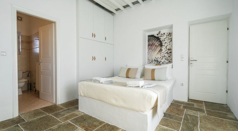 Photo of Shells & Stone