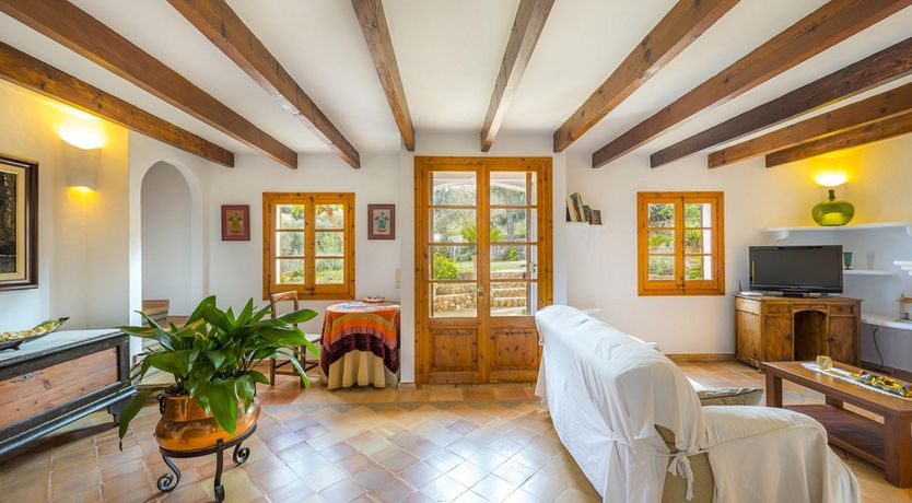 Photo of Sunshine Shutters