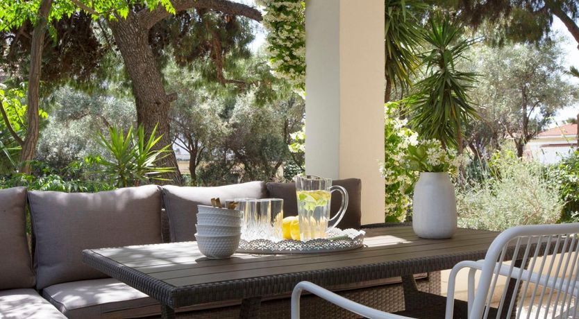 Photo of Goldfinch Glint