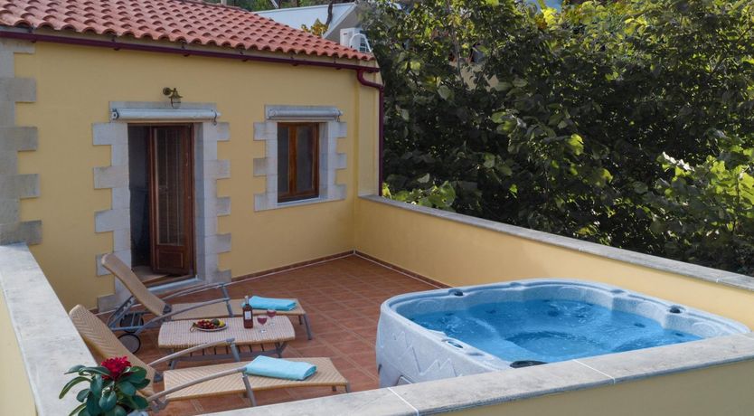 Photo of Between the Gorges