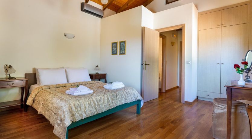 Photo of Between the Gorges