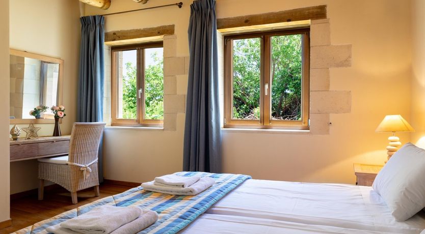 Photo of Between the Gorges