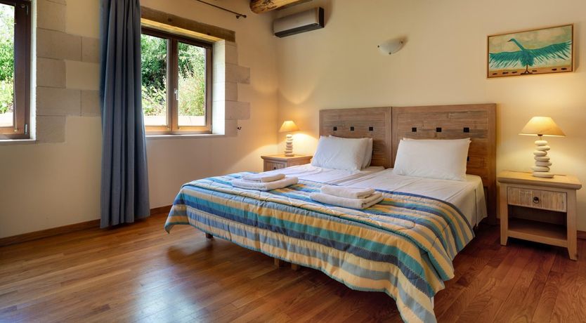 Photo of Between the Gorges