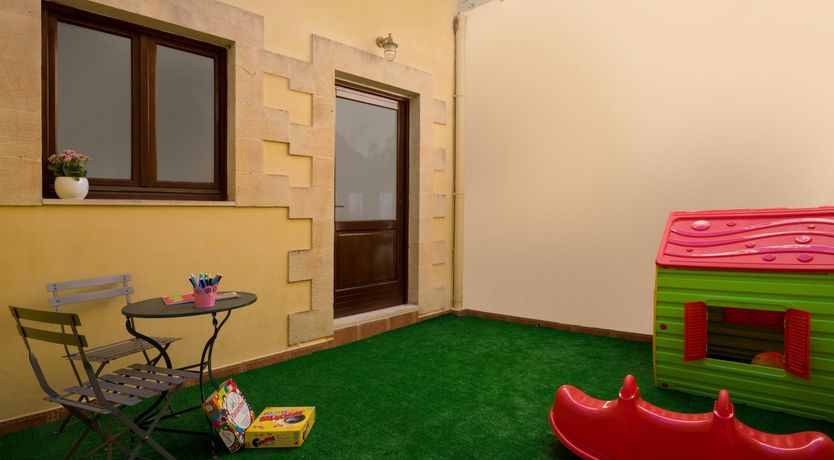 Photo of Between the Gorges