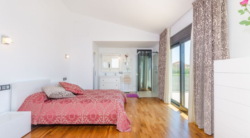 Photo of On Eagle's Wings