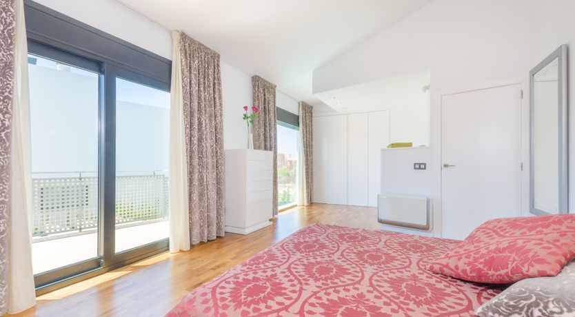 Photo of On Eagle's Wings