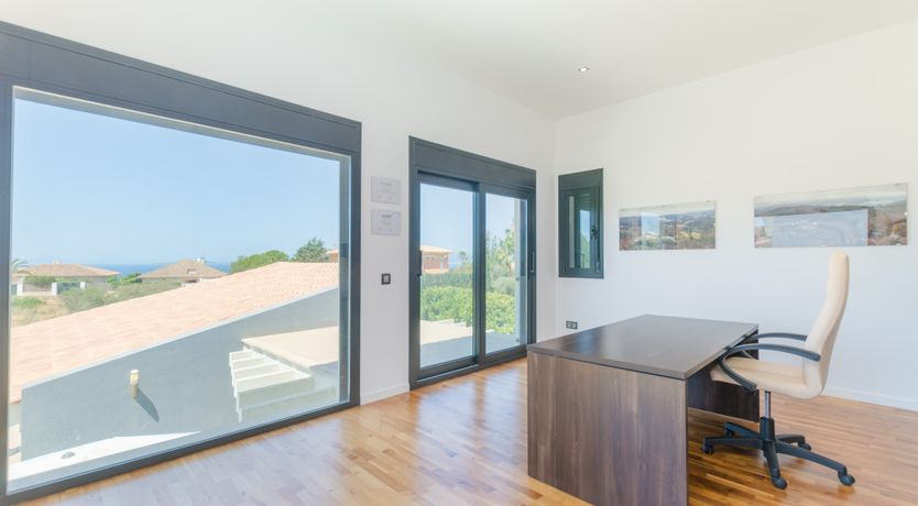 Photo of On Eagle's Wings