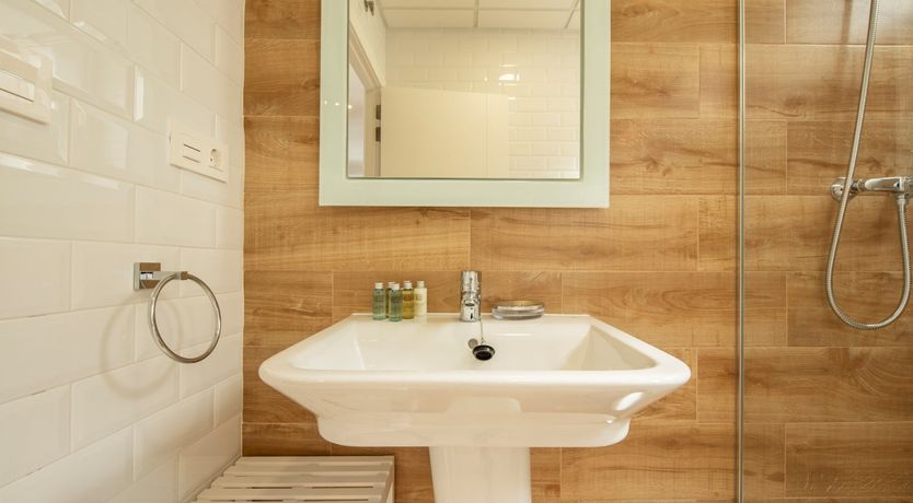 Photo of Painter of Light