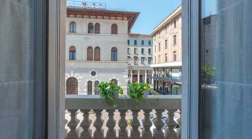 Photo of Como Cardinale