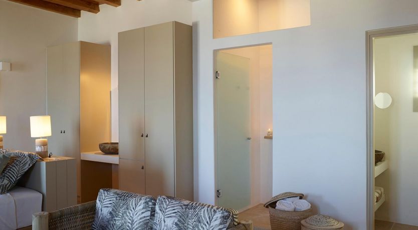 Photo of The Gem Stone