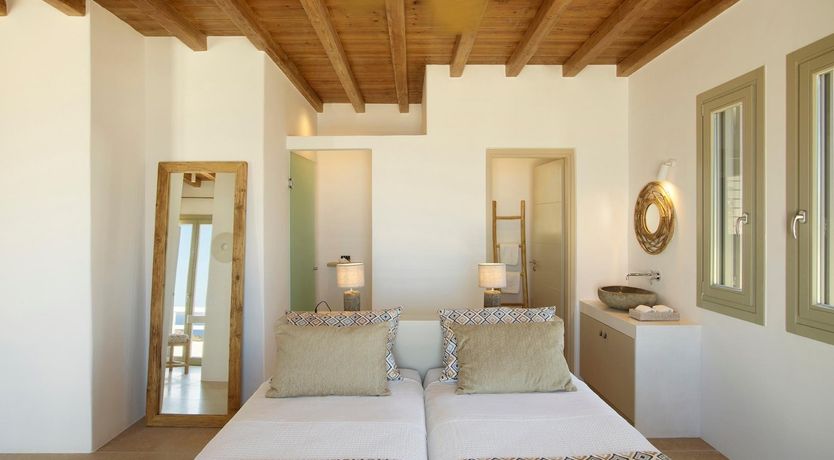 Photo of The Gem Stone