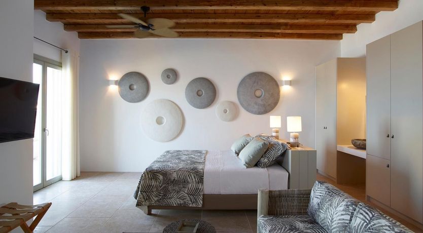 Photo of The Gem Stone