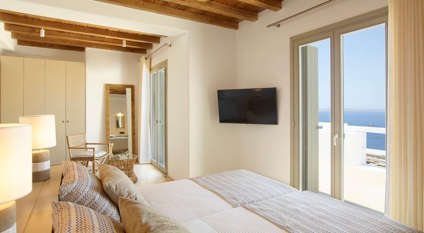 Photo of The Gem Stone