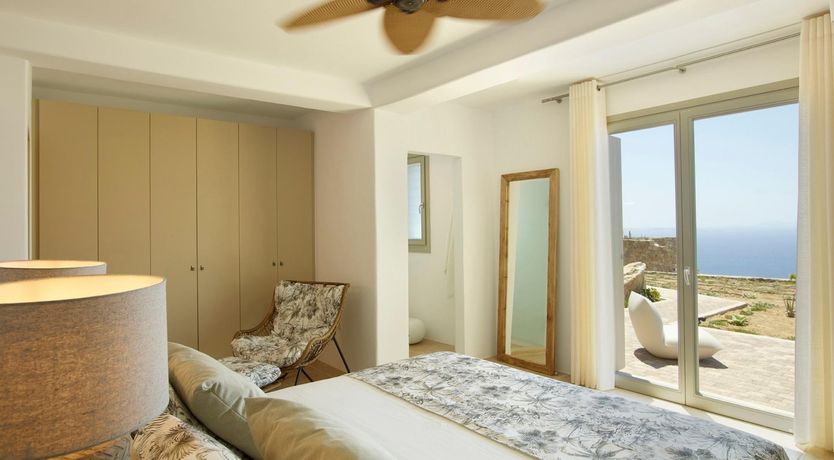 Photo of The Gem Stone