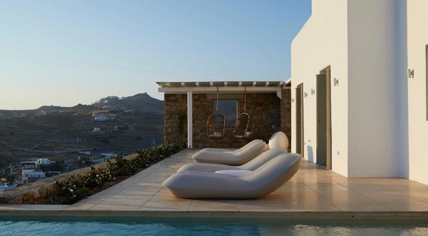 Photo of The Gem Stone