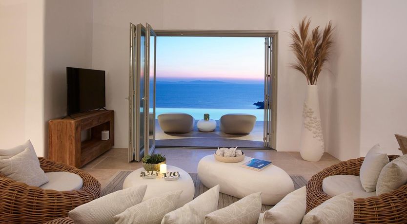 Photo of The Gem Stone