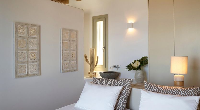 Photo of The Gem Stone