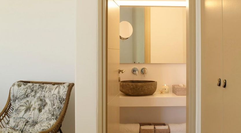 Photo of The Gem Stone