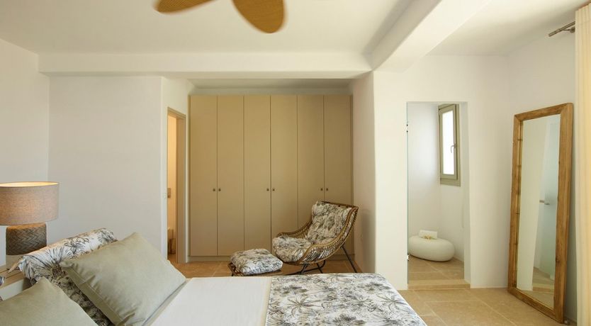 Photo of The Gem Stone