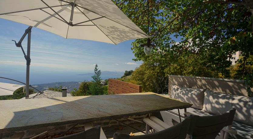 Photo of Mainland Mist