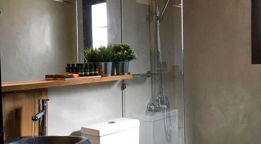 Photo of Mainland Mist