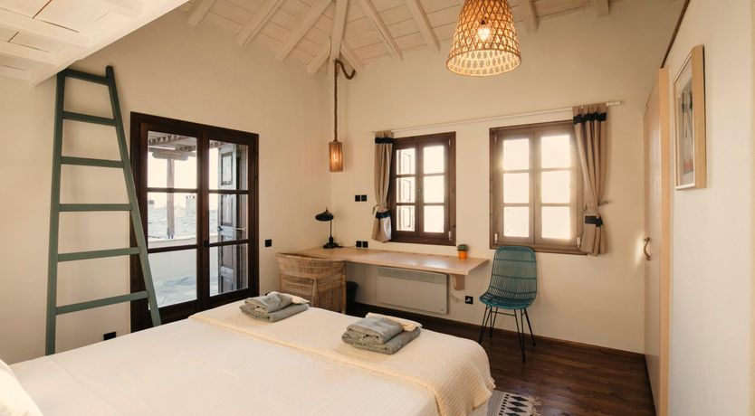 Photo of Mainland Mist