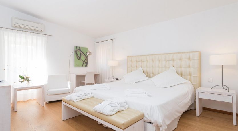 Photo of Sangria Sundown