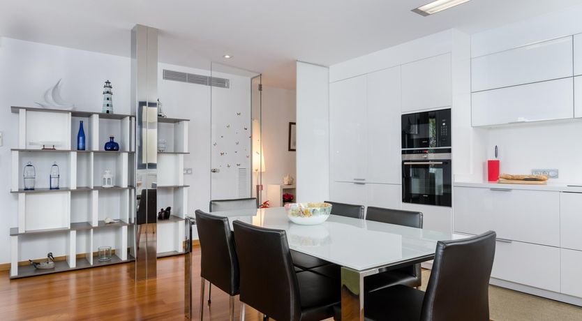 Photo of Mediterranean Muse