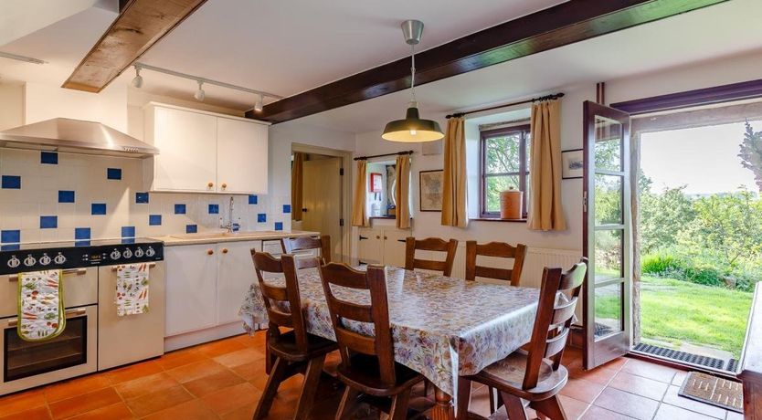 Photo of 3 Bed in Gratton