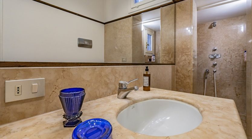 Photo of The Chandelier & The Lagoon