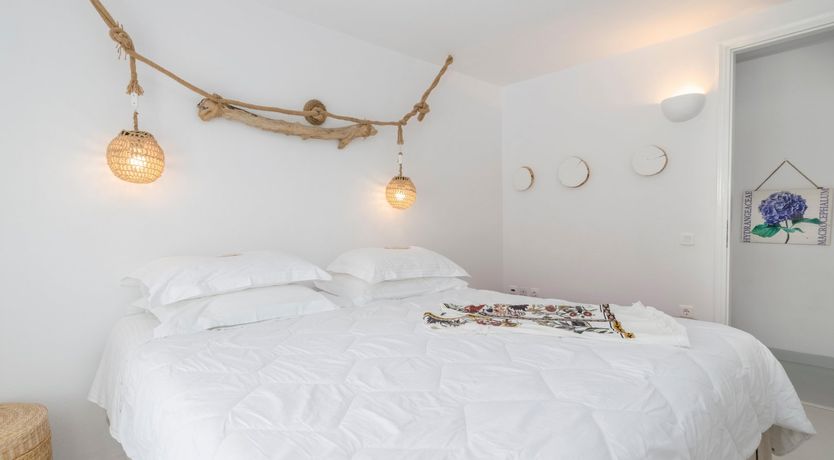 Photo of Amphitrite's Rest