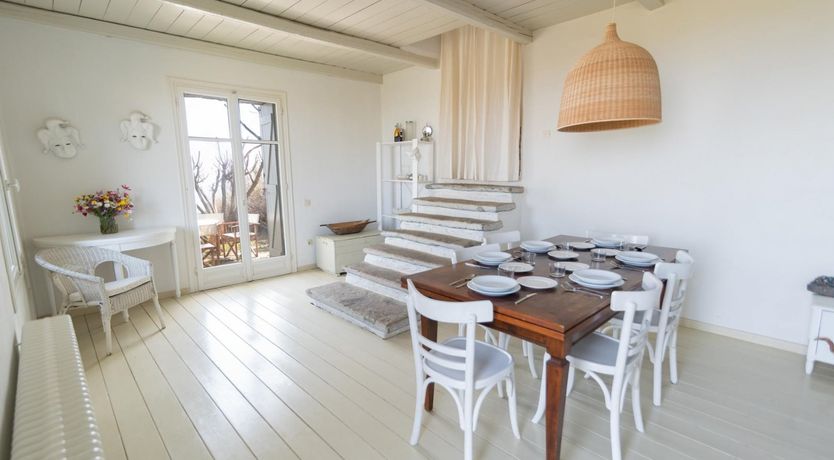 Photo of Olive Stone