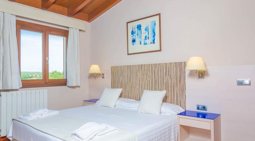 Photo of Fields & Fronds