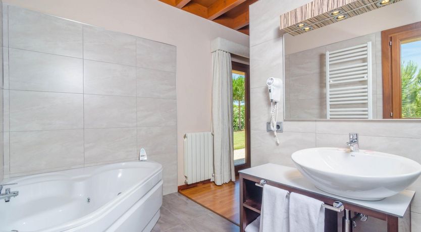 Photo of Fields & Fronds