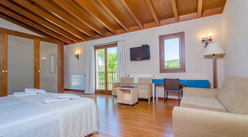 Photo of Fields & Fronds