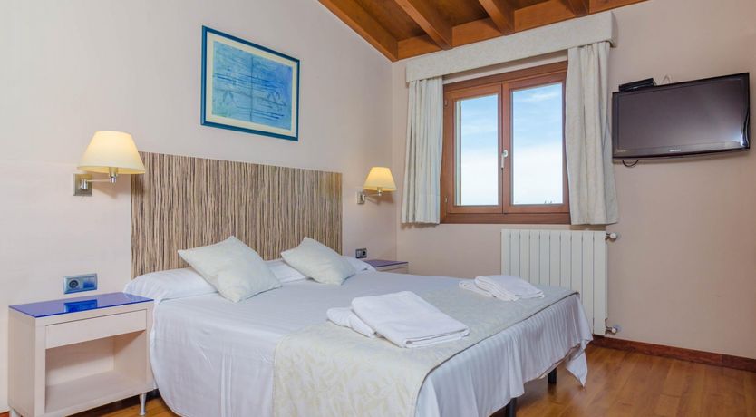 Photo of Fields & Fronds