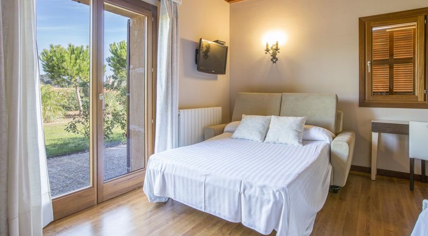 Photo of Fields & Fronds