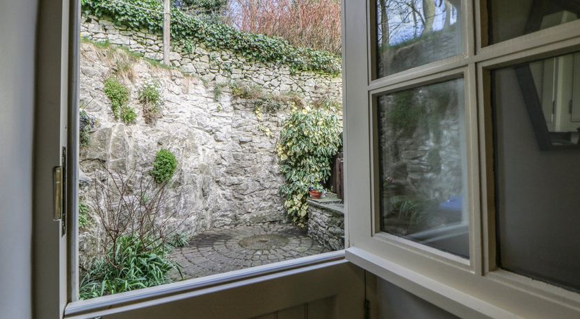 Photo of 4 Alma Road