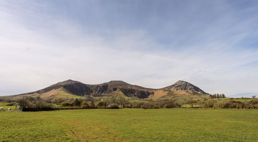 Photo of Mor a Mynydd
