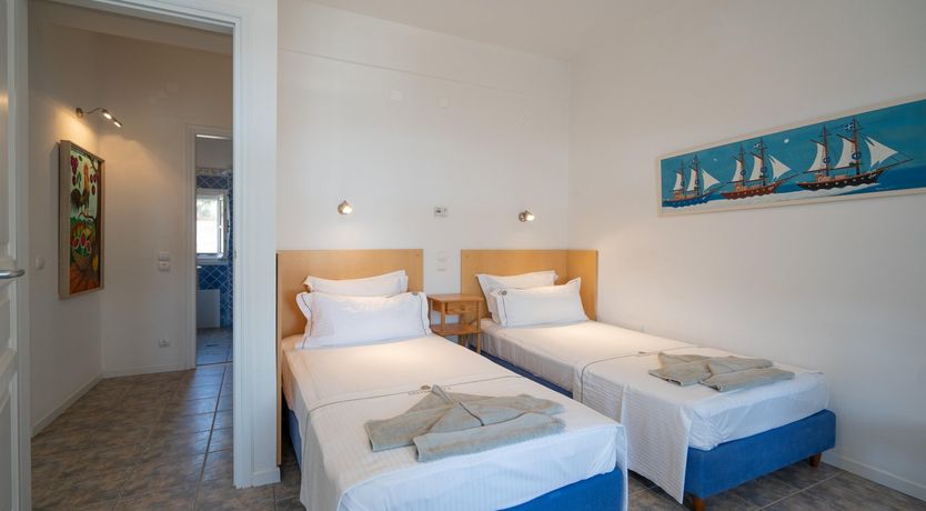 Photo of Magenta Bloom