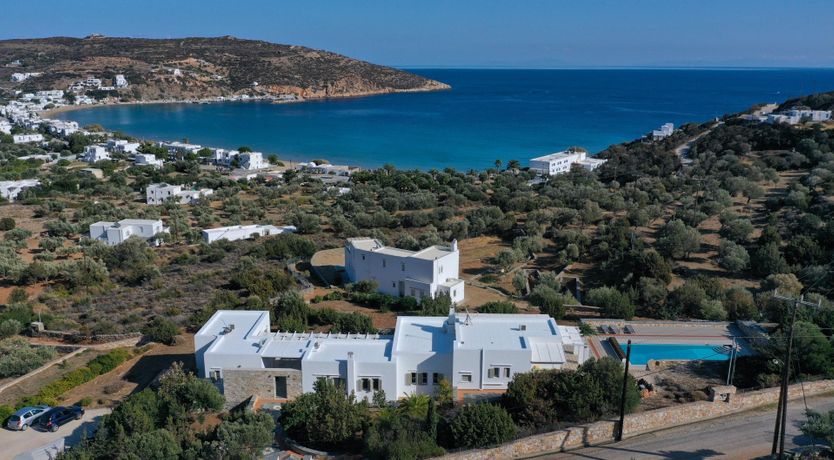 Photo of Magenta Bloom