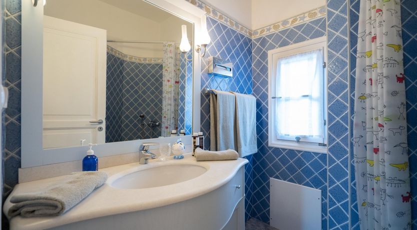 Photo of Magenta Bloom