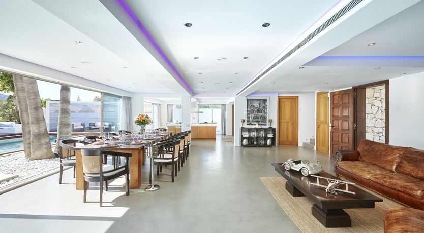 Photo of White Isle Idyll